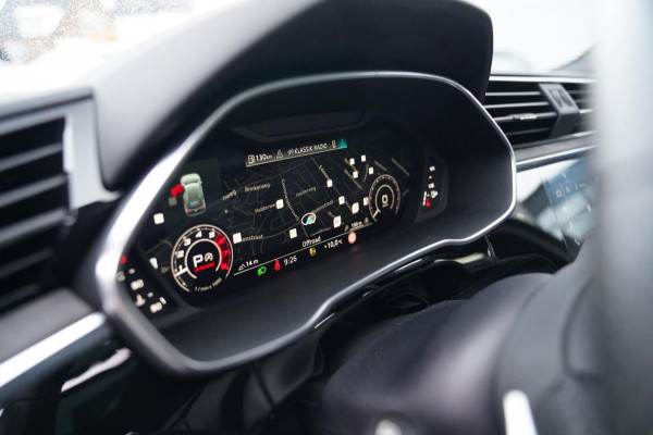 Audi RSQ3 TFSI | Keramisch | Sonos Audio | LED | Trekhaak | 360 | Panorama | Adaptieve cruise | Dodehoek assistent | Lane Assist
