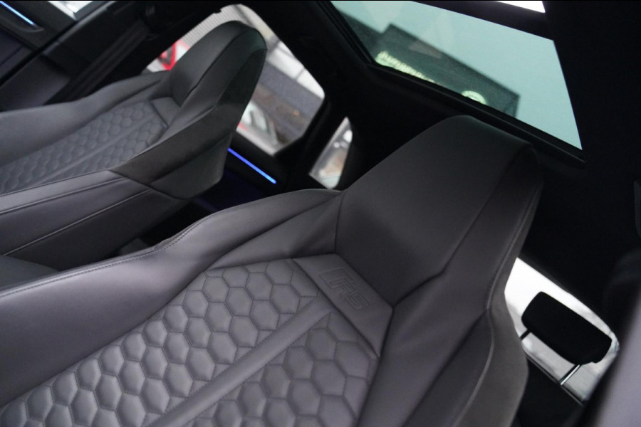 Audi RSQ3 TFSI | Keramisch | Sonos Audio | LED | Trekhaak | 360 | Panorama | Adaptieve cruise | Dodehoek assistent | Lane Assist