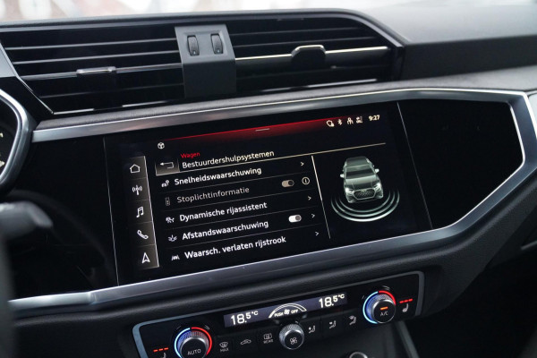 Audi RSQ3 TFSI | Keramisch | Sonos Audio | LED | Trekhaak | 360 | Panorama | Adaptieve cruise | Dodehoek assistent | Lane Assist
