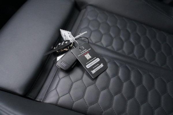 Audi RSQ3 TFSI | Keramisch | Sonos Audio | LED | Trekhaak | 360 | Panorama | Adaptieve cruise | Dodehoek assistent | Lane Assist