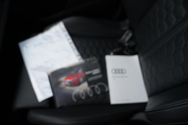 Audi RSQ3 TFSI | Keramisch | Sonos Audio | LED | Trekhaak | 360 | Panorama | Adaptieve cruise | Dodehoek assistent | Lane Assist