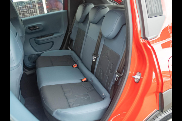 Fiat Grande Panda Red 11 kW 44 kWh | Airco | Cruise | Apple Carplay | 16" | PDC