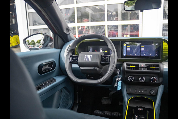Fiat Grande Panda Red 11 kW 44 kWh | Airco | Cruise | Apple Carplay | 16" | PDC