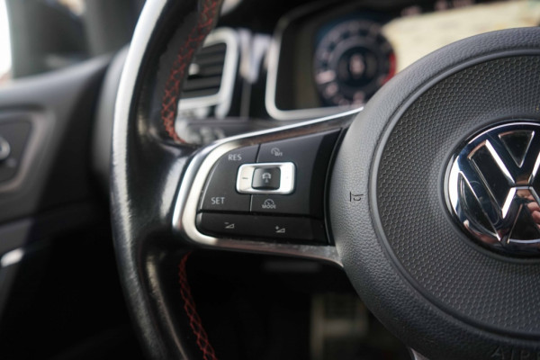 Volkswagen Golf 7.5 GTI Performance 245PK DSG