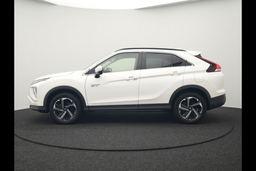 Mitsubishi Eclipse Cross 2.4 Intense Plug In Hybrid 188pk PHEV | Trekhaak | Apple Carplay | Voorstoelen Verwarmd | Keyless | Cruise Control | DAB |