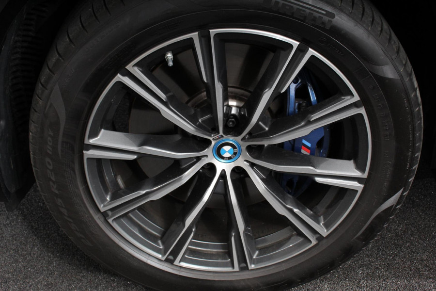 BMW X5 xDrive45e M Sport High Executive 394pk Panoramadak Adaptive Cruise Control Leder 20" 360 Camera HUD Display