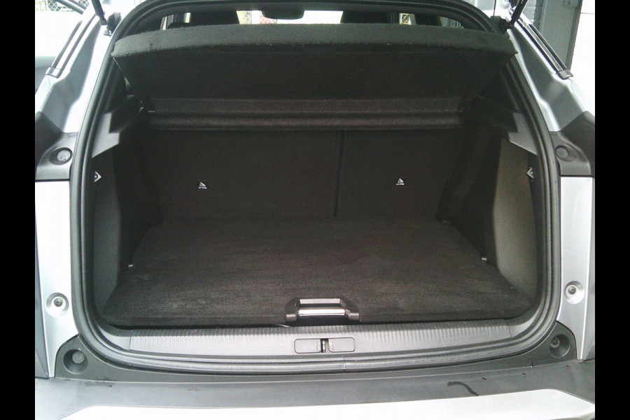 Peugeot e-2008 EV GT Première 1 fase 50 kWh 1e EIGENAAR I GT UITVOERING I DEALERONDERHOUDEN