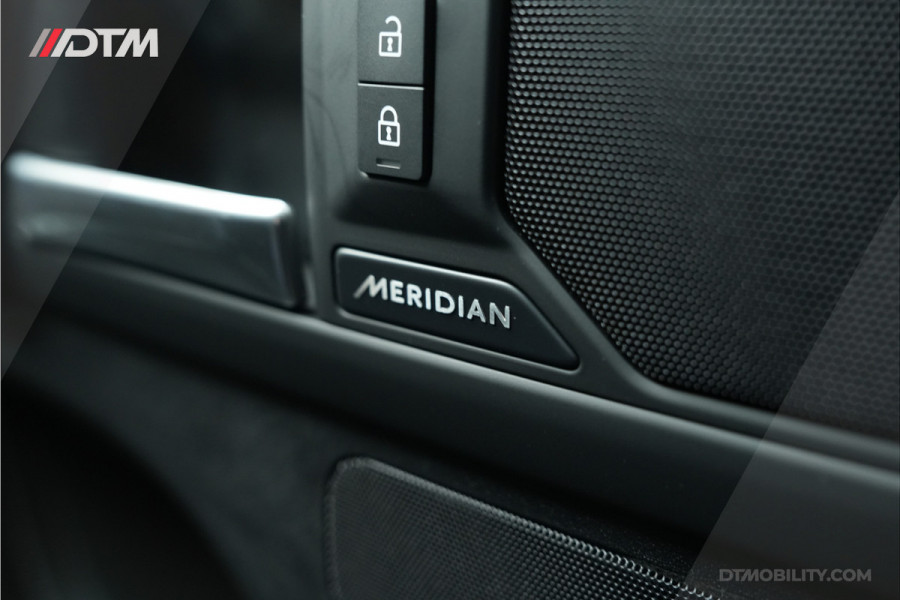 Land Rover Defender 110 2.0 P300e 110 X-Dynamic SE | Nieuw | Meridan | Leder