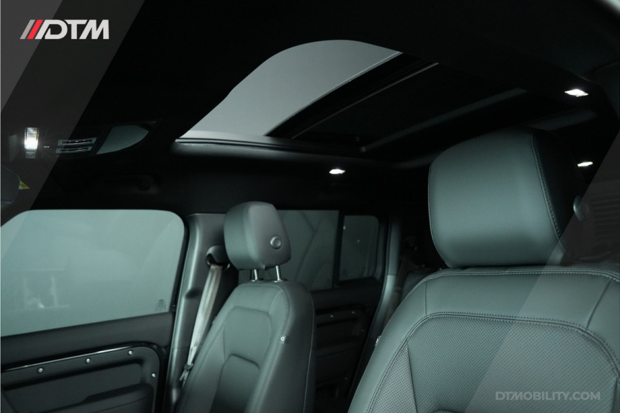 Land Rover Defender 110 2.0 P300e 110 X-Dynamic SE | Nieuw | Meridan | Leder