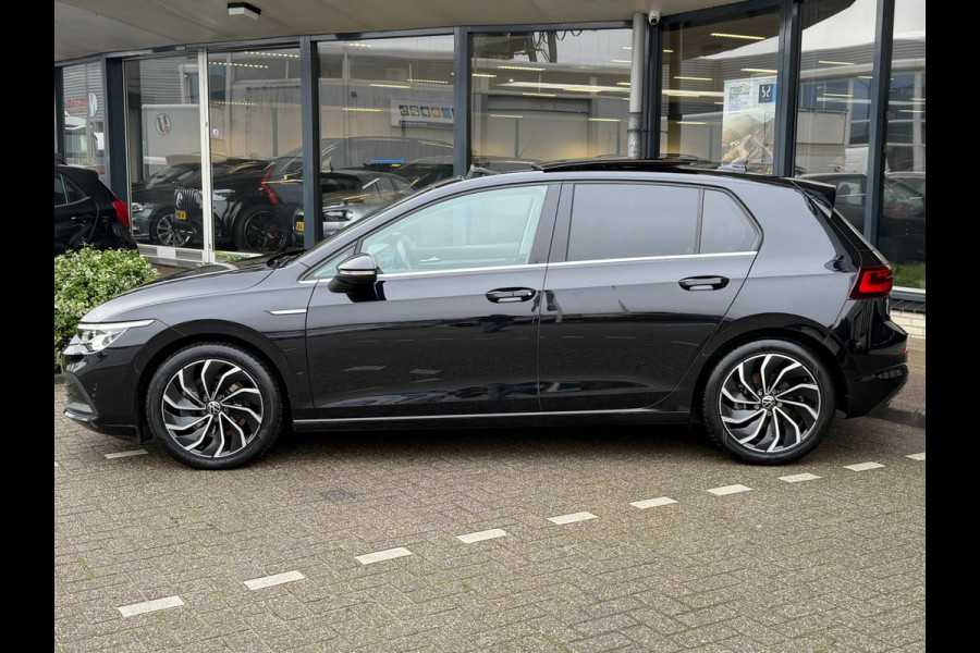 Volkswagen Golf 1.5 TSI STYLE l ACC l XENON l PANO