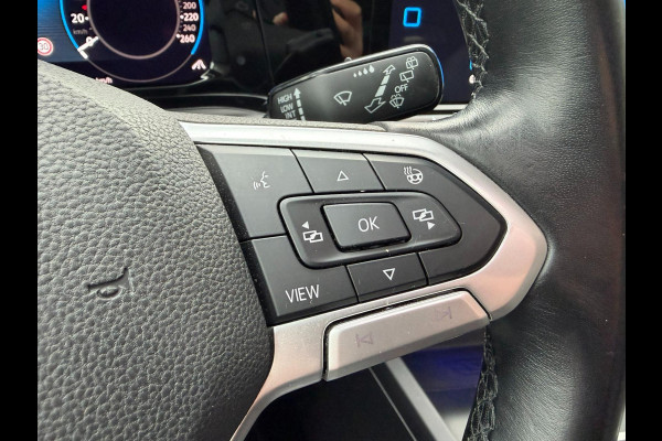 Volkswagen Golf 1.5 TSI STYLE l ACC l XENON l PANO