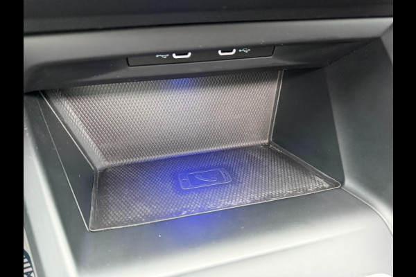 Volkswagen Golf 1.5 TSI STYLE l ACC l XENON l PANO