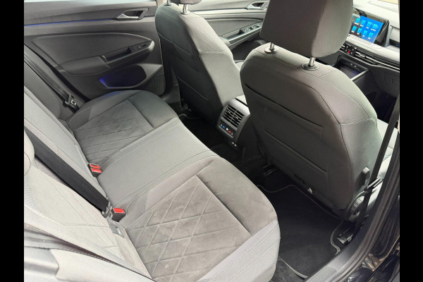 Volkswagen Golf 1.5 TSI STYLE l ACC l XENON l PANO