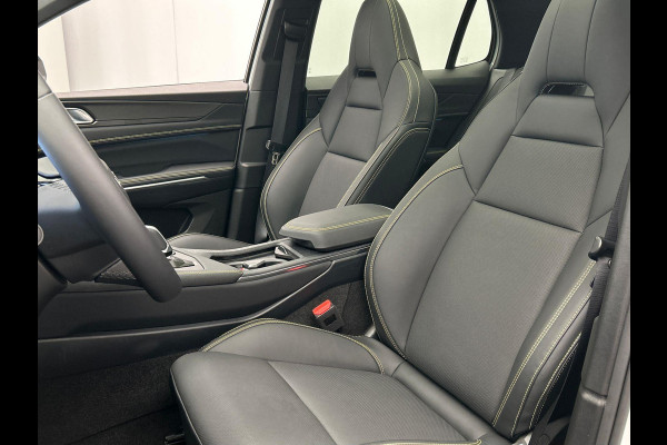 Lynk & Co 01 1.5 More Leder| Pano/dak | Stoel+Stuurwielverwarming | Keyless