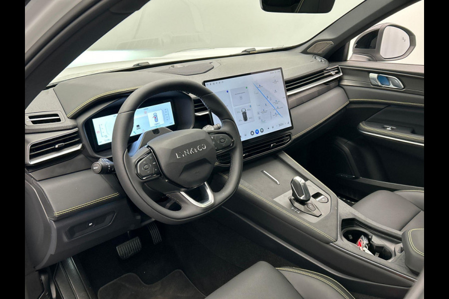 Lynk & Co 01 1.5 More Leder| Pano/dak | Stoel+Stuurwielverwarming | Keyless