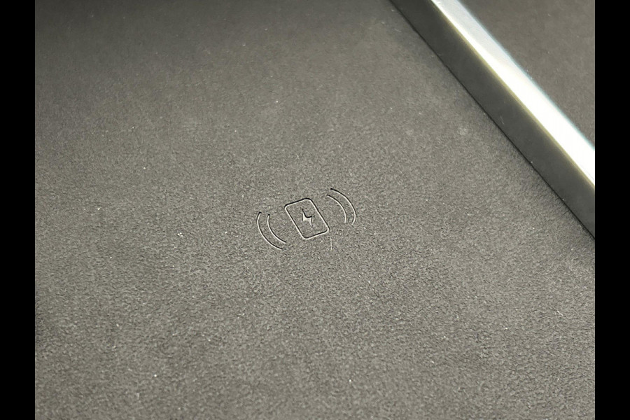 Lynk & Co 01 1.5 More Leder| Pano/dak | Stoel+Stuurwielverwarming | Keyless