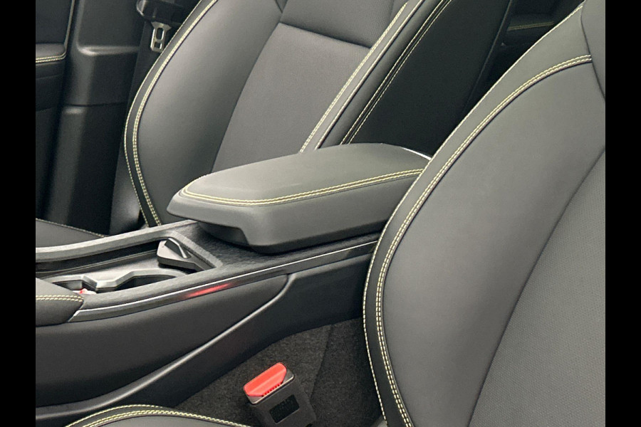 Lynk & Co 01 1.5 More Leder| Pano/dak | Stoel+Stuurwielverwarming | Keyless