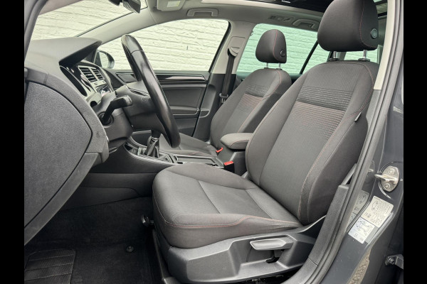 Volkswagen Golf Variant 1.5 TSI Highline R-line Adaptive cruise Climate Pano Navi Stoelverwarming Apple / Android Parkeersensoren