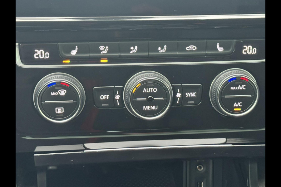 Volkswagen Golf Variant 1.5 TSI Highline R-line Adaptive cruise Climate Pano Navi Stoelverwarming Apple / Android Parkeersensoren