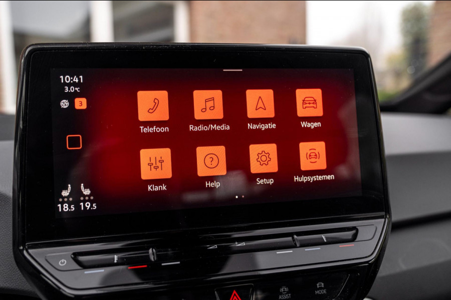 Volkswagen ID.3 First 58 kWh 350 Km Actieradius BTW 1e Eig Adaptive Sfeerverlichting Stoelverwarming 18''
