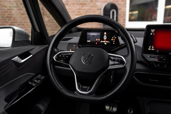 Volkswagen ID.3 First 58 kWh 350 Km Actieradius BTW 1e Eig Adaptive Sfeerverlichting Stoelverwarming 18''