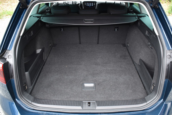 Volkswagen Passat Variant GTE 218PK DSG HYBRID BUSINESS IQ-LIGHT/CAMERA/TREKHAAK