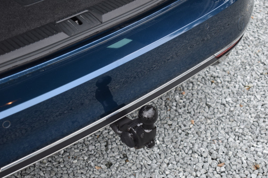 Volkswagen Passat Variant GTE 218PK DSG HYBRID BUSINESS IQ-LIGHT/CAMERA/TREKHAAK