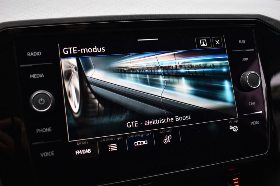 Volkswagen Passat Variant GTE 218PK DSG HYBRID BUSINESS IQ-LIGHT/CAMERA/TREKHAAK