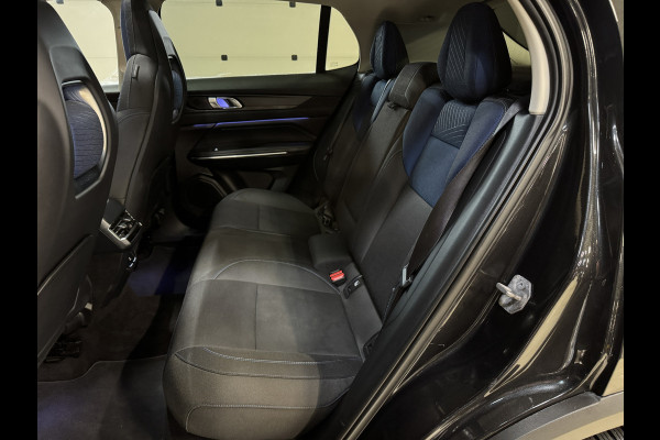 Lynk & Co 01 1.5 | Panoramadak | Adaptive cruise | Camera | Stoelverwarming | Carplay | Sfeerverlichting