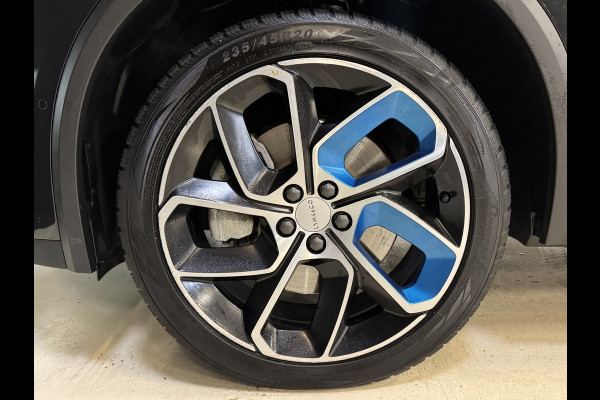 Lynk & Co 01 1.5 | Panoramadak | Adaptive cruise | Camera | Stoelverwarming | Carplay | Sfeerverlichting