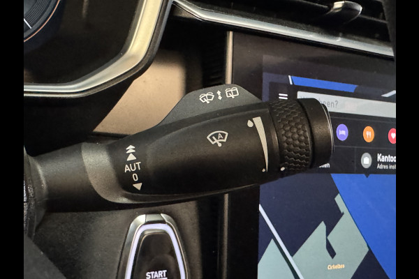 Lynk & Co 01 1.5 | Panoramadak | Adaptive cruise | Camera | Stoelverwarming | Carplay | Sfeerverlichting