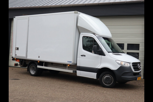 Mercedes-Benz Sprinter 515 CDI Automaat - Bakwagen Laadklep Zijdeur - Trekhaak - Mbux