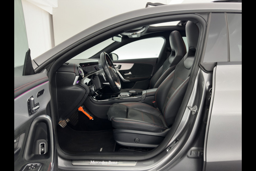 Mercedes-Benz CLA-Klasse Shooting Brake 250 e Business Solution AMG Limited (INCL.BTW) *PANO | LEATHER-MICROFIBRE | MULTIBEAM-LED | AMBIENT-LIGT | BLIND-SPOT | HEATED-SPORTSEATS | WIDE-SCREEN-DIGICOCKPIT | DAB+ | NAVI-FULLMAP | CAMERA | PRIVACY-GLASS |  18''ALU*