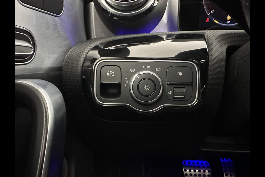 Mercedes-Benz CLA-Klasse Shooting Brake 250 e Business Solution AMG Limited (INCL.BTW) *PANO | LEATHER-MICROFIBRE | MULTIBEAM-LED | AMBIENT-LIGT | BLIND-SPOT | HEATED-SPORTSEATS | WIDE-SCREEN-DIGICOCKPIT | DAB+ | NAVI-FULLMAP | CAMERA | PRIVACY-GLASS |  18''ALU*