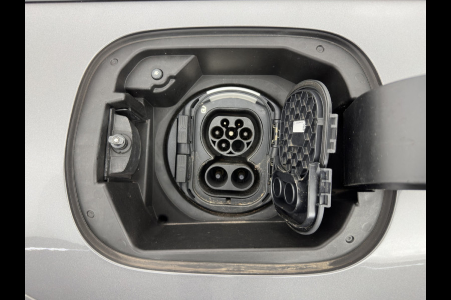 Mercedes-Benz CLA-Klasse Shooting Brake 250 e Business Solution AMG Limited (INCL.BTW) *PANO | LEATHER-MICROFIBRE | MULTIBEAM-LED | AMBIENT-LIGT | BLIND-SPOT | HEATED-SPORTSEATS | WIDE-SCREEN-DIGICOCKPIT | DAB+ | NAVI-FULLMAP | CAMERA | PRIVACY-GLASS |  18''ALU*