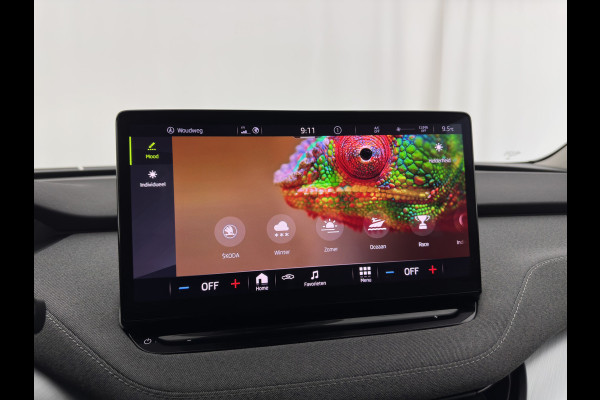 Škoda ENYAQ iV 80 {SOH-90%} [ 3-Fase ] (INCL-BTW) *LEATHER-FABRIC | FULL-LED | DIGI-COCKPIT | CAMERA | KEYLESS | NAVI-FULLMAP | AMBIENT-LIGHT | ECC | HEATED-COMFORTSEATS | DAB+ | PDC | CRUISE | CARPLAY | TOWBAR | 19"ALU*