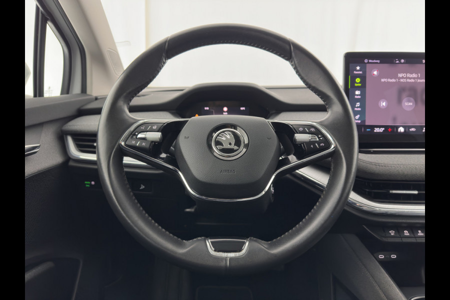 Škoda ENYAQ iV 80 {SOH-90%} [ 3-Fase ] (INCL-BTW) *LEATHER-FABRIC | FULL-LED | DIGI-COCKPIT | CAMERA | KEYLESS | NAVI-FULLMAP | AMBIENT-LIGHT | ECC | HEATED-COMFORTSEATS | DAB+ | PDC | CRUISE | CARPLAY | TOWBAR | 19"ALU*