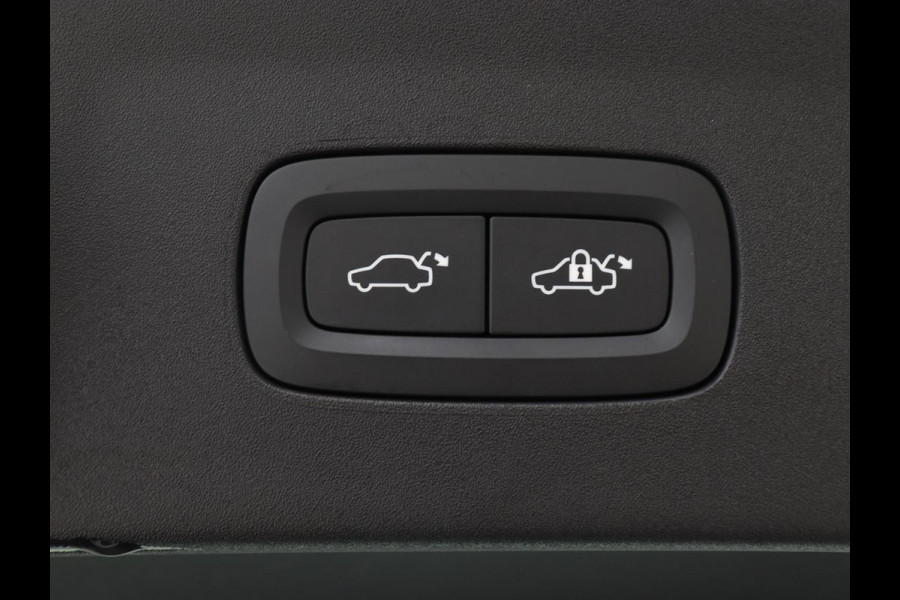 Polestar 2 Standard Range Single Motor 63kWh | 360 Camera | Stoelverwarming | Adaptive cruise | Carplay | Park Assist | 19'' | Keyless | Full LED | Digital Cockpit | DAB