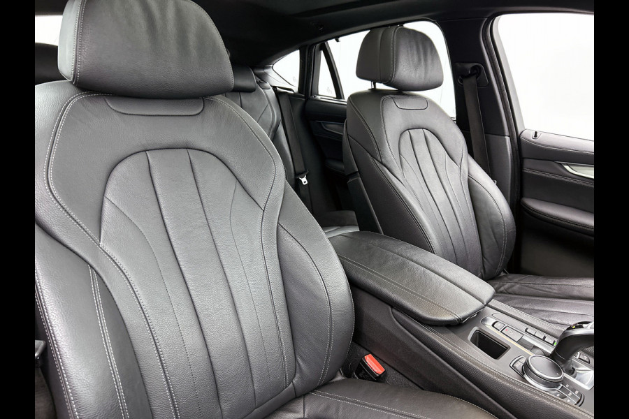 BMW X6 XDrive35i High Executive M-Sport(NL-auto, Perfect OnderH, Panorama, Bang & Olufsen, Camera, Comfort Zetels, PDC V+A, Etc)