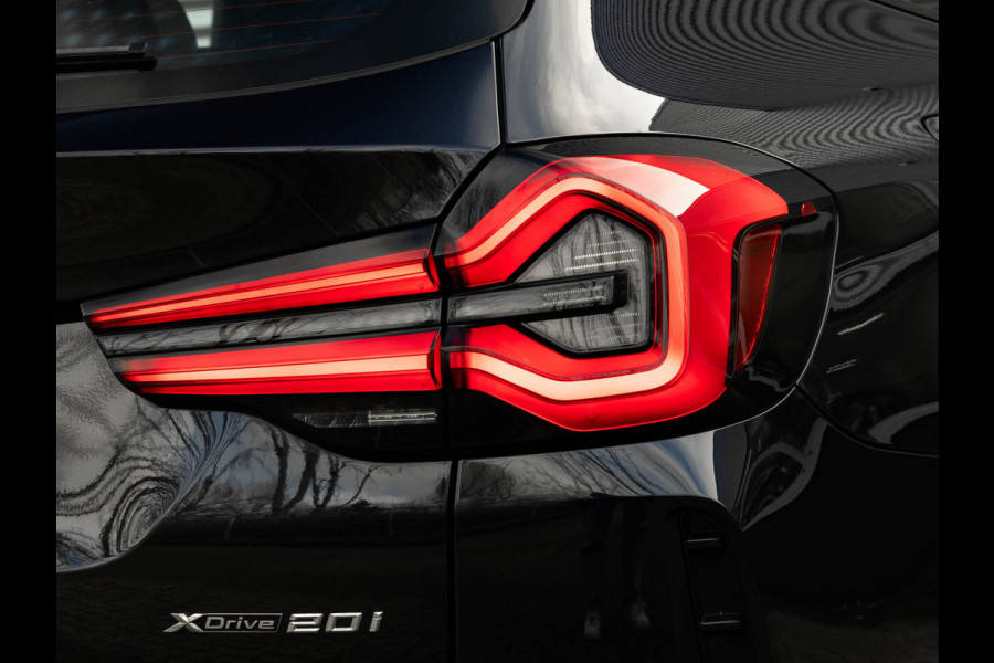 BMW X3 xDrive20i High Executive - M-Sport - Pano - Hifi - 20 Inch