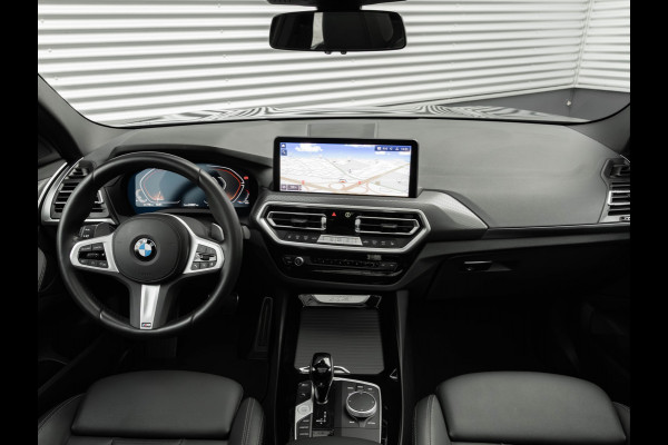 BMW X3 xDrive20i High Executive - M-Sport - Pano - Hifi - 20 Inch