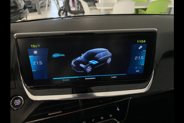 Peugeot e-208 EV Allure Pack 50 kWh Navi /  Carplay  /Digitaal dashboard / Stoelverwarming / Snelladen /