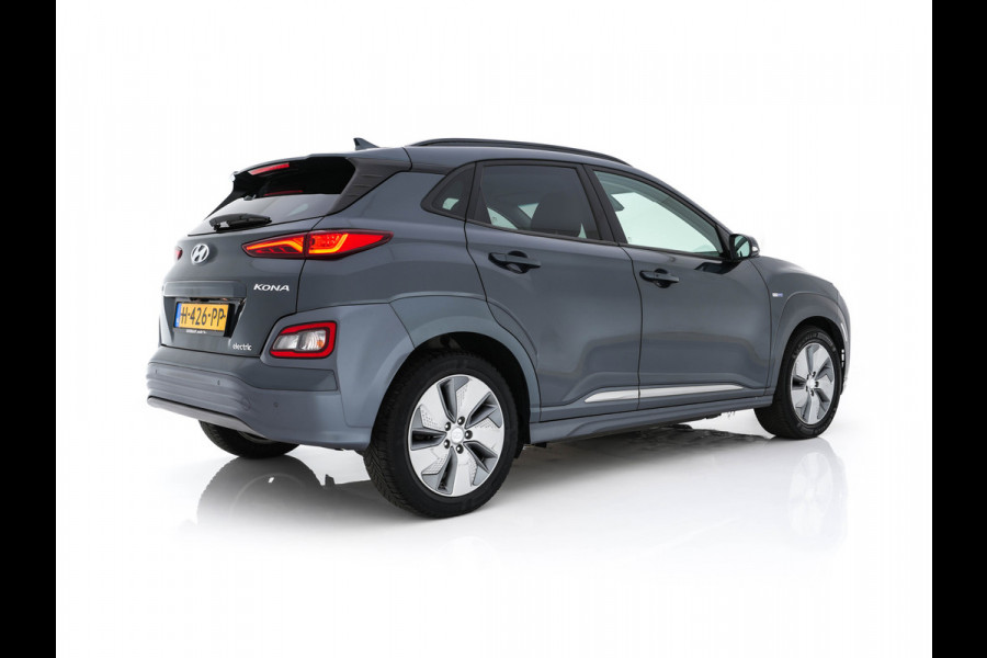 Hyundai Kona EV Premium 64 kWh ( Fase-3 ) { SOH-96%) Aut.* HEAT-PUMP | NAVI-FULLMAP | KEYLESS | CAMERA | DAB | ECC | PDC | ADAPTIVE-CRUISE | CCS-FASTLOADER | LANE-ASSIST | HEATED-COMFORTSEATS | 17''ALU*