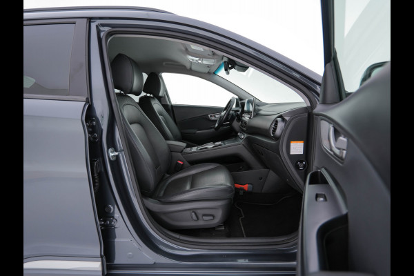 Hyundai Kona EV Premium 64 kWh ( Fase-3 ) { SOH-96%) Aut.* HEAT-PUMP | NAVI-FULLMAP | KEYLESS | CAMERA | DAB | ECC | PDC | ADAPTIVE-CRUISE | CCS-FASTLOADER | LANE-ASSIST | HEATED-COMFORTSEATS | 17''ALU*