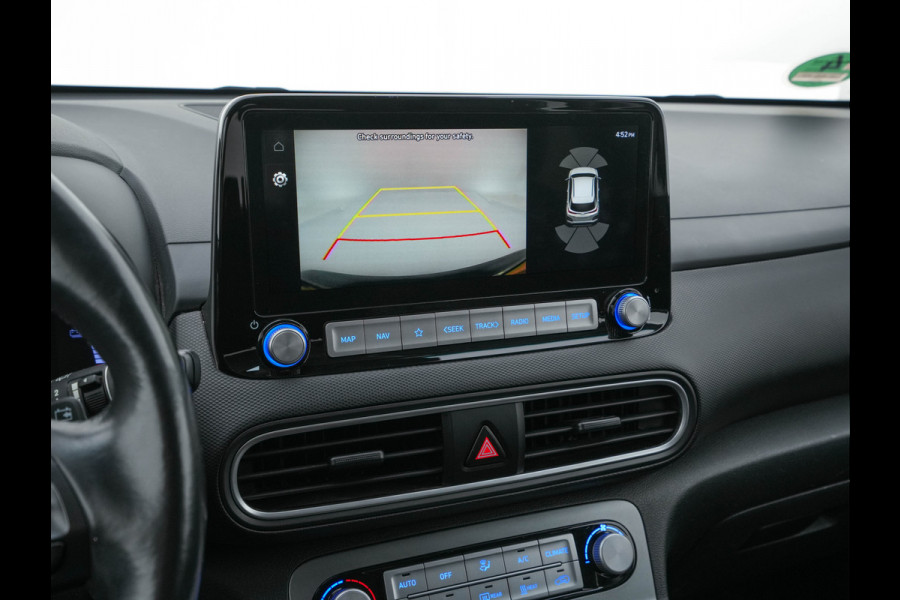 Hyundai Kona EV Premium 64 kWh ( Fase-3 ) { SOH-96%) Aut.* HEAT-PUMP | NAVI-FULLMAP | KEYLESS | CAMERA | DAB | ECC | PDC | ADAPTIVE-CRUISE | CCS-FASTLOADER | LANE-ASSIST | HEATED-COMFORTSEATS | 17''ALU*