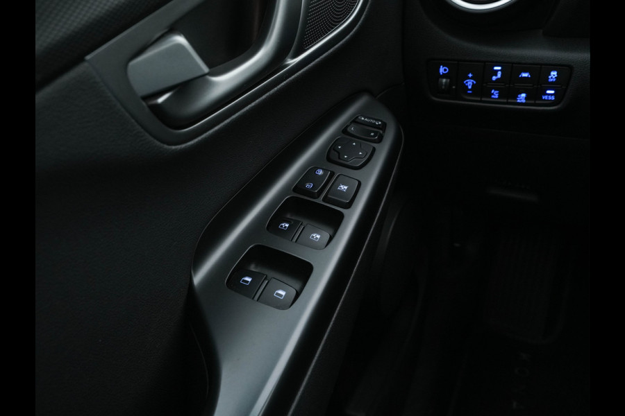 Hyundai Kona EV Premium 64 kWh ( Fase-3 ) { SOH-96%) Aut.* HEAT-PUMP | NAVI-FULLMAP | KEYLESS | CAMERA | DAB | ECC | PDC | ADAPTIVE-CRUISE | CCS-FASTLOADER | LANE-ASSIST | HEATED-COMFORTSEATS | 17''ALU*