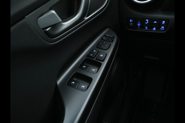 Hyundai Kona EV Premium 64 kWh ( Fase-3 ) { SOH-96%) Aut.* HEAT-PUMP | NAVI-FULLMAP | KEYLESS | CAMERA | DAB | ECC | PDC | ADAPTIVE-CRUISE | CCS-FASTLOADER | LANE-ASSIST | HEATED-COMFORTSEATS | 17''ALU*