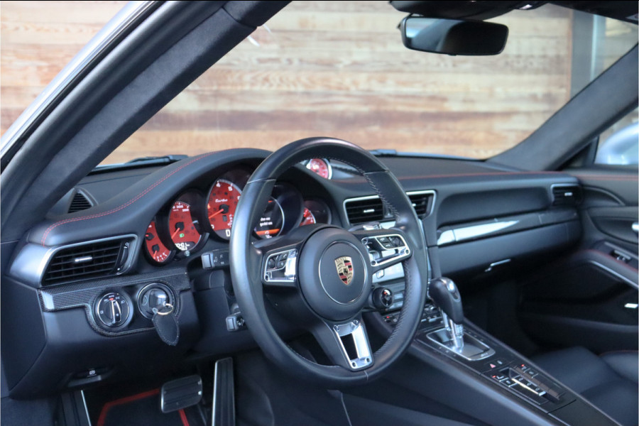 Porsche 911 3.8 Turbo Aeropack! **Chrono/Carbon/Schuif/kantel/4WS/Carbon**