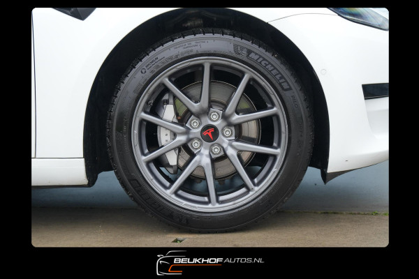 Tesla Model 3 Standard Trekhaak Navigatie Pano Leer Camera