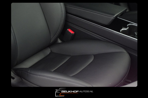 Tesla Model 3 Standard Trekhaak Navigatie Pano Leer Camera